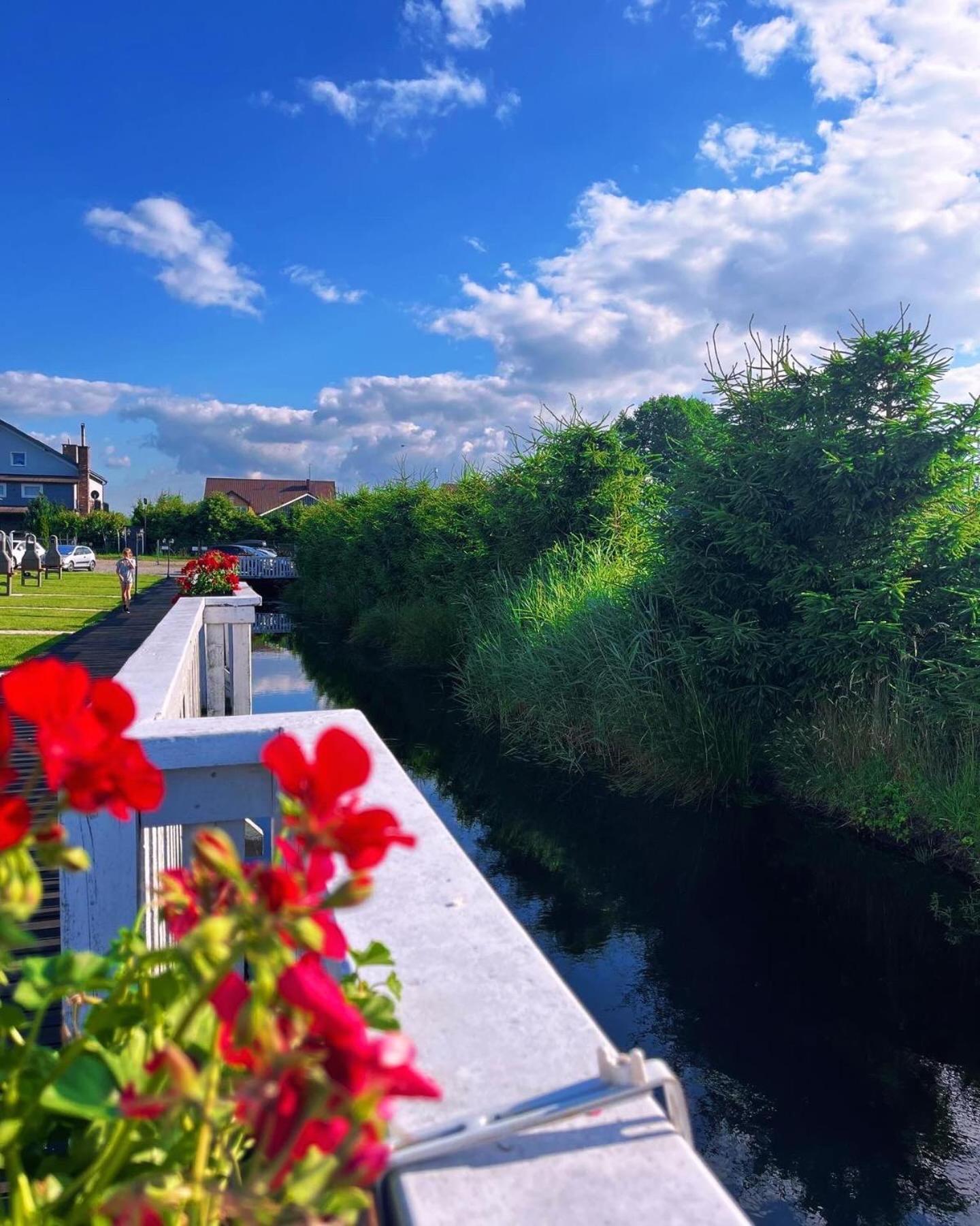 Sloneczny Fiord Vila Bobolin Exterior foto